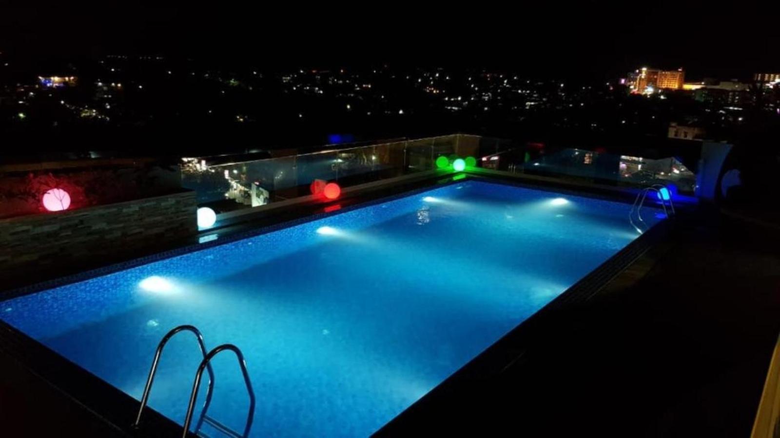 Hotel Maxonehotels @balikpapan 3*