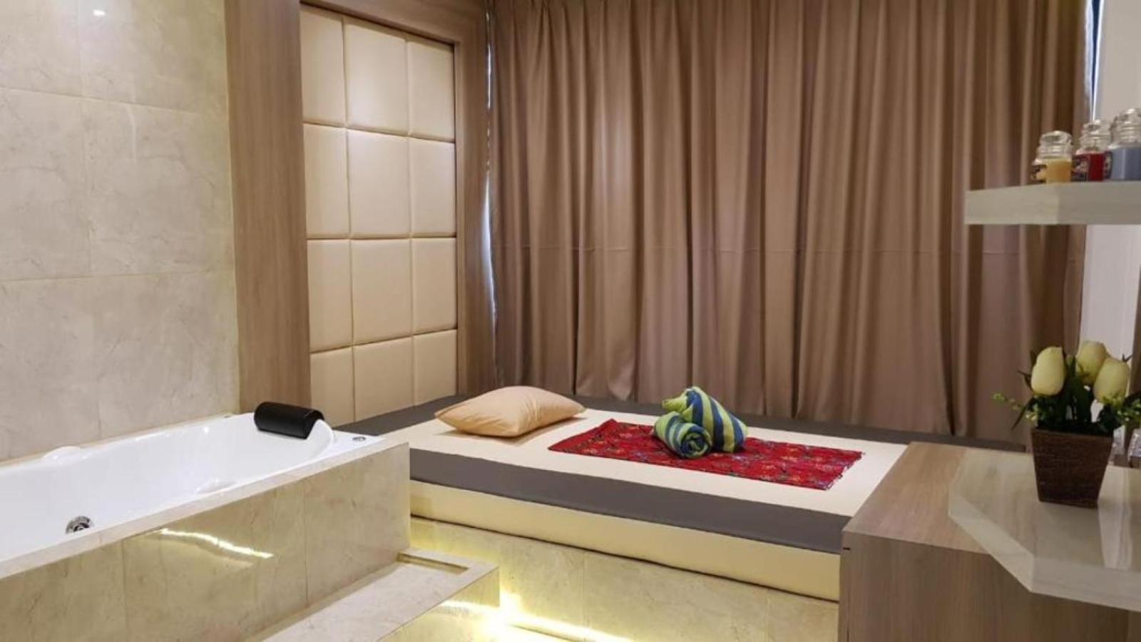 Maxonehotels @balikpapan